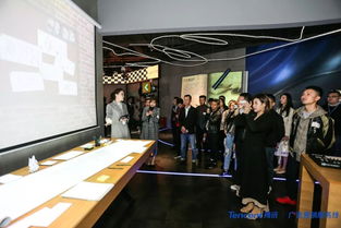 我們到傳說(shuō)中的騰訊大廈里轉(zhuǎn)了一圈