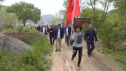 縣文聯(lián)開展&ldquo;到人民中去&rdquo;文藝扶貧志愿服務(wù)活動(dòng)