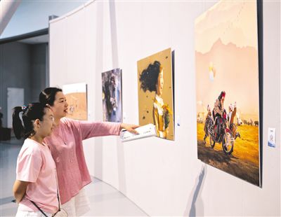 展示攝影藝術精品