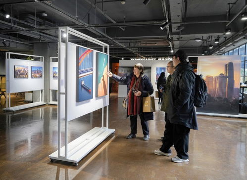 視覺重慶影像基地揭牌暨青年影像發現計劃發布儀式舉行